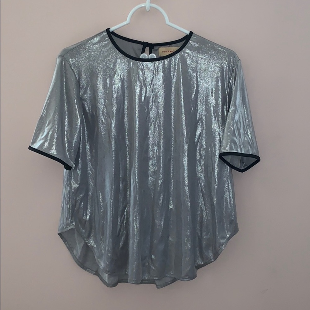 Silver Top